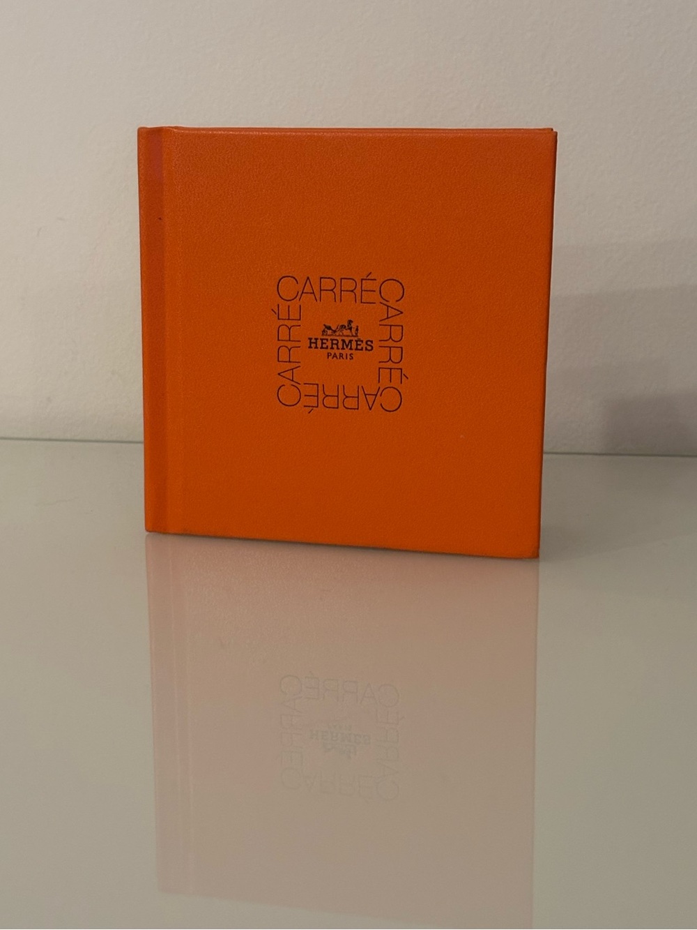 Hermès Le Carré Orange Hardcover Scarf Styling Book